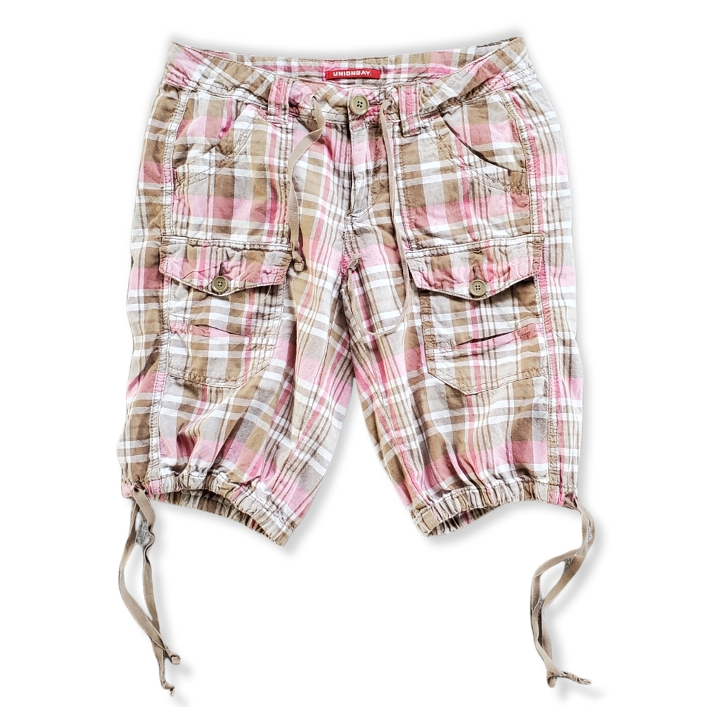 Unionbay • Pink Plaid • Juniors Size 5 • Bermuda Shorts